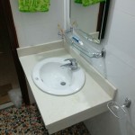 Mặt bàn đá lavabo kem vàng hàn quốc