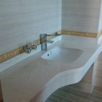 Mẫu bàn lavabo đá kem vàng Hàn Quốc